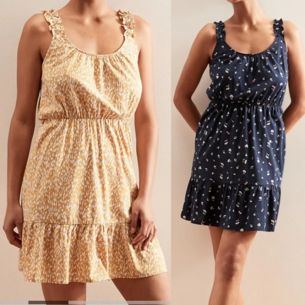 ❤️Sale Banana Republic Ruffle Fit and Flare Dress in Navy - Picture 2 of 9